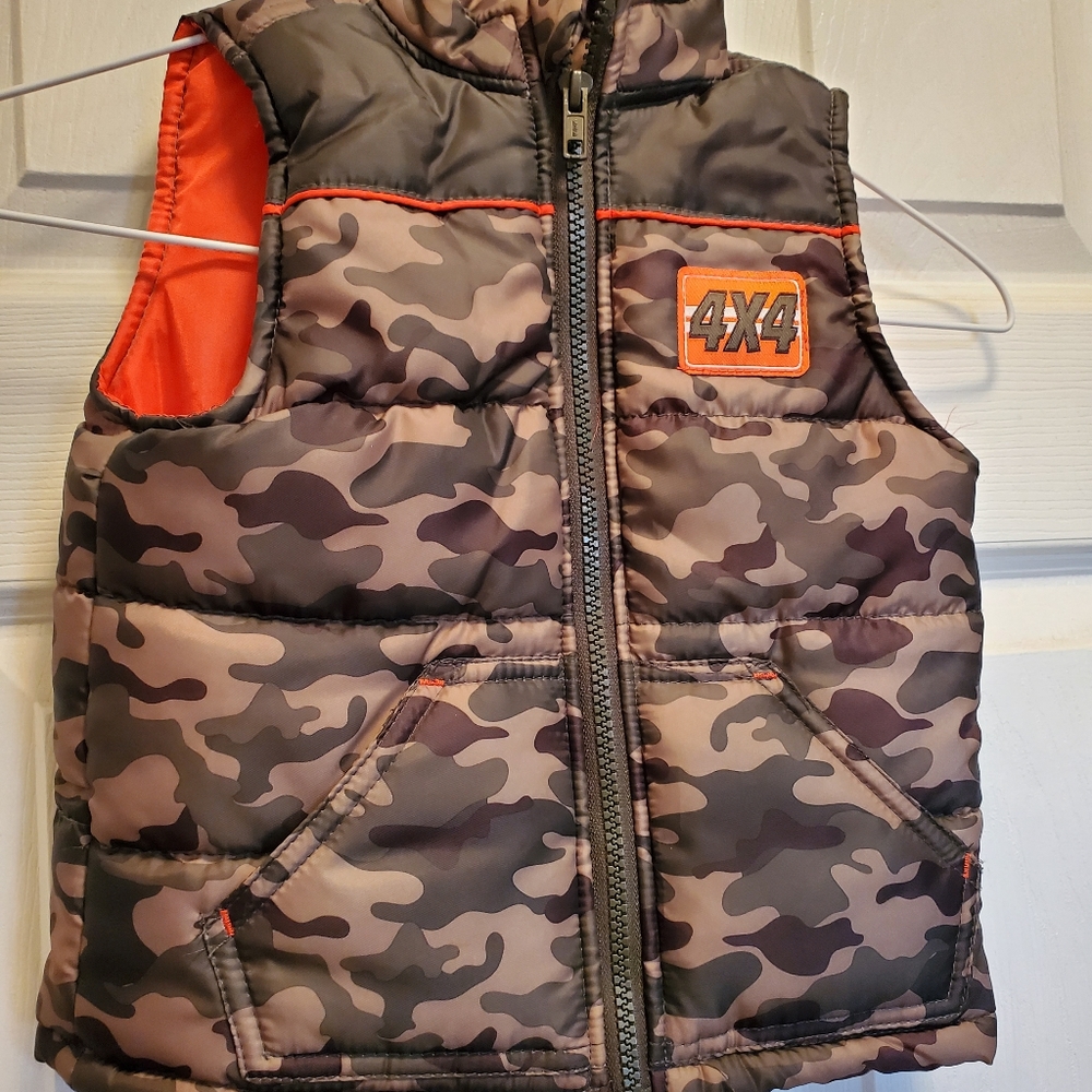 Camo vest - 24mos